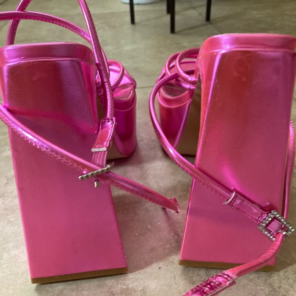 Barbie Platform Heels - Picture 5 of 5